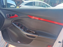 Load image into Gallery viewer, Ford Focus MK3 inner door trim