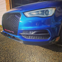 Load image into Gallery viewer, Audi Quattro Acrylic lettering ( Pre face lift RS grill )
