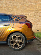 Load image into Gallery viewer, Ford Focus MK3 5 Door Rear Quarter flag window Panels