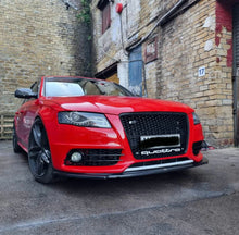 Load image into Gallery viewer, Audi Quattro Acrylic lettering ( Pre face lift RS grill )