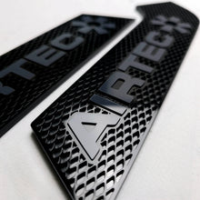 Load image into Gallery viewer, Ford Focus ST Seat Plates (MK2)
