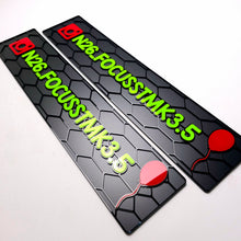 Load image into Gallery viewer, Custom Show Plate
