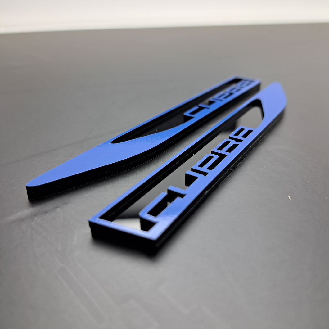 Seat Cupra wing badges